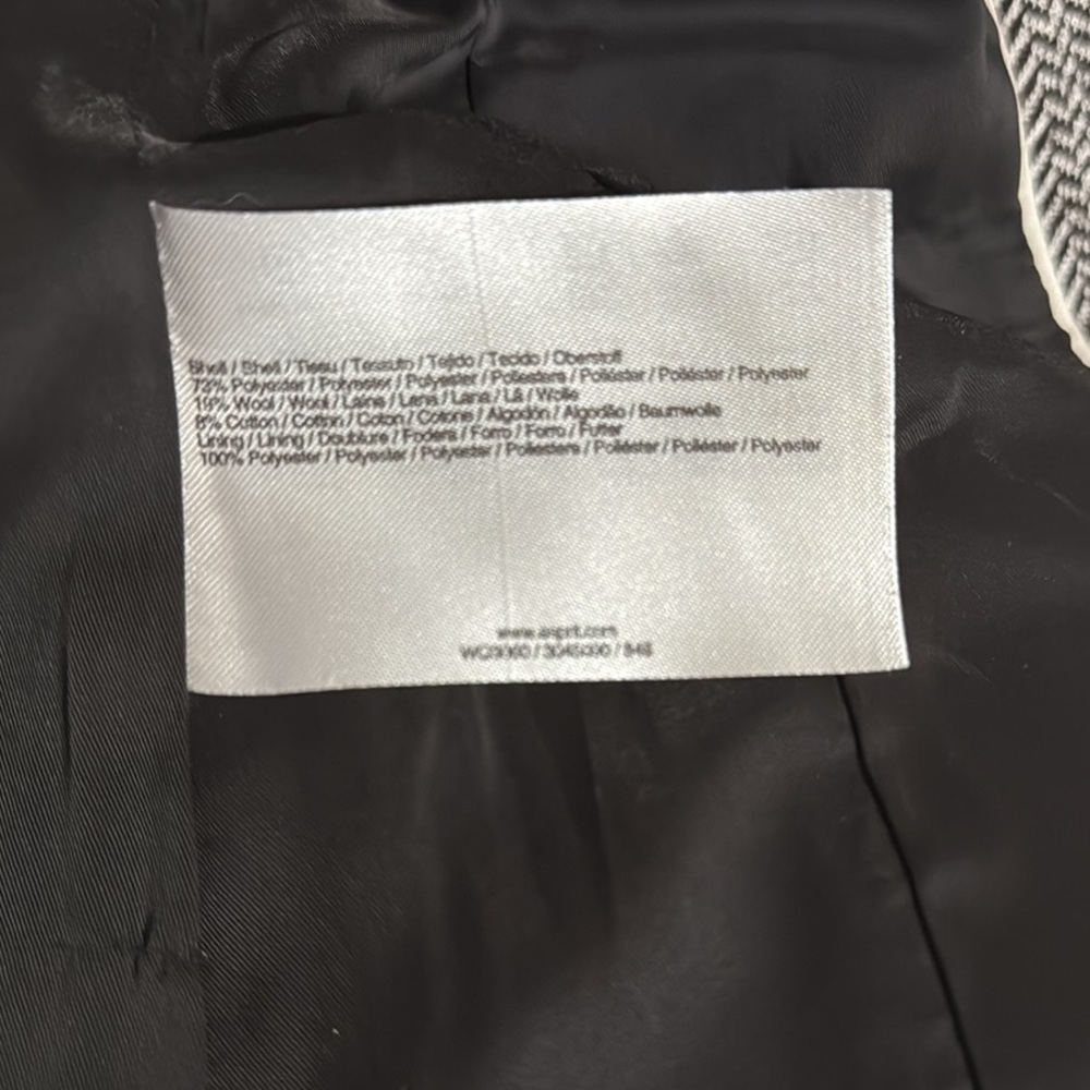 ESPRIT Herringbone Blazer | Size 2 (XS) - Picture 4 of 4